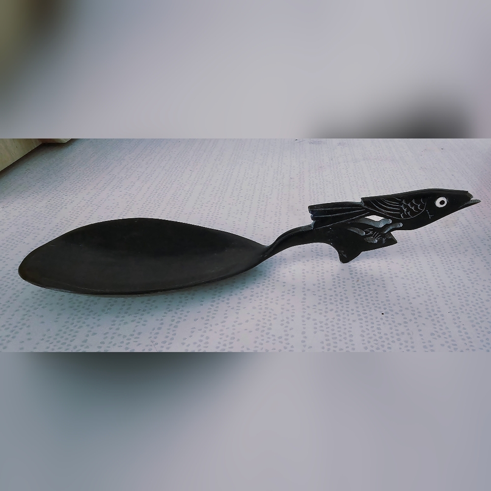 Water buffalo hand-carve spoon horn, with a bird-shaped handle